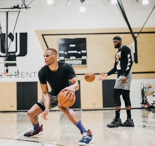 爆冷！凯尔特人138-129击败魔术，霍华德空砍30分难救主