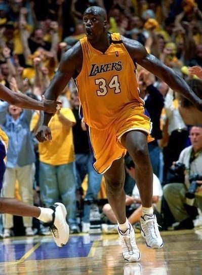 斯潘塞：我们伤病不断但仍取得了12胜12负，没什么好担心的