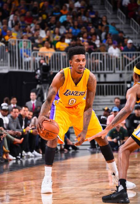 林良锋：切尔西抢回1分，全靠看守教练“刹那妙手”