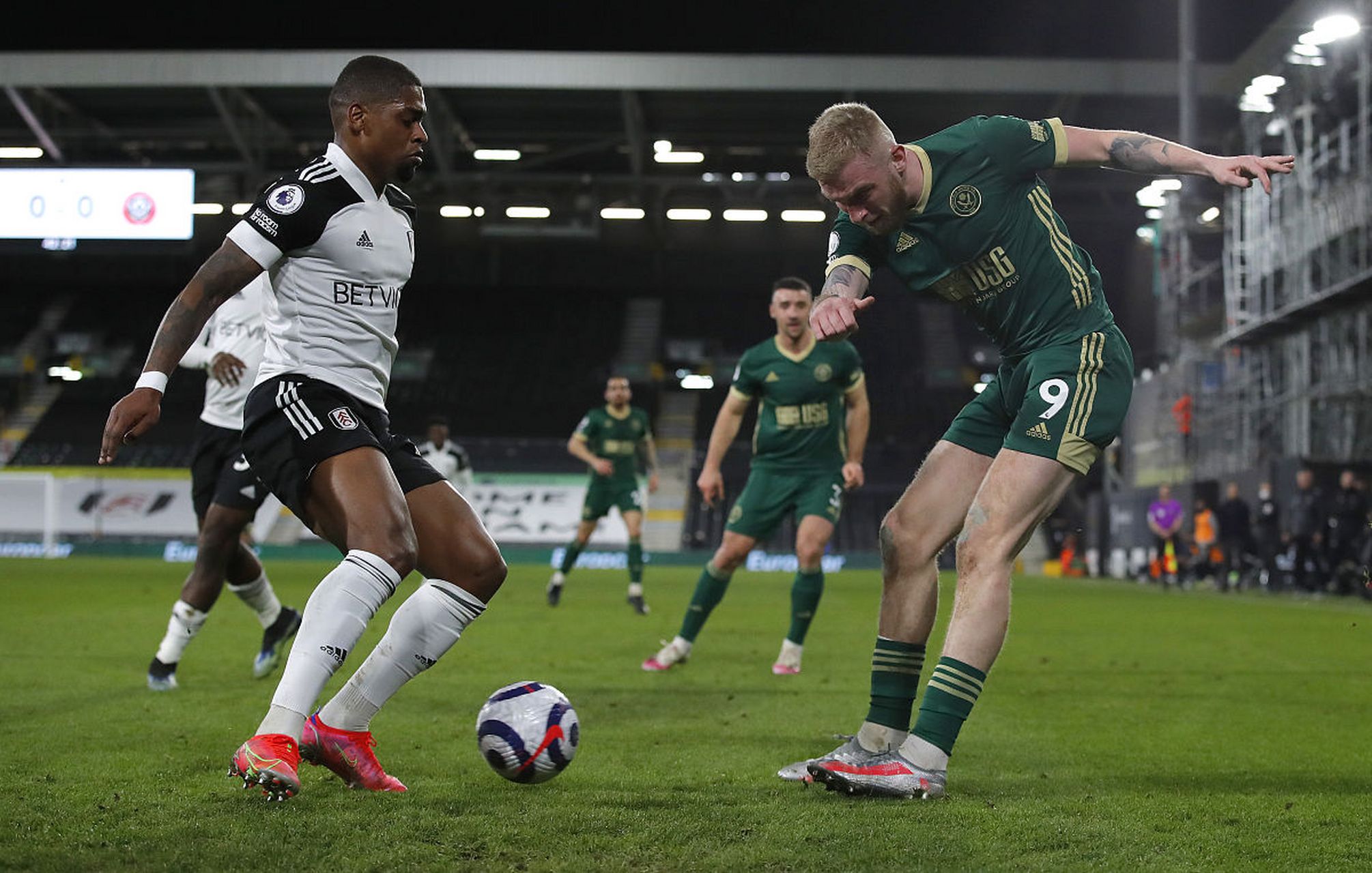 湖人连遭三败！东契奇狂砍42分，威少蒙克火力全开，输球究竟谁该背锅？