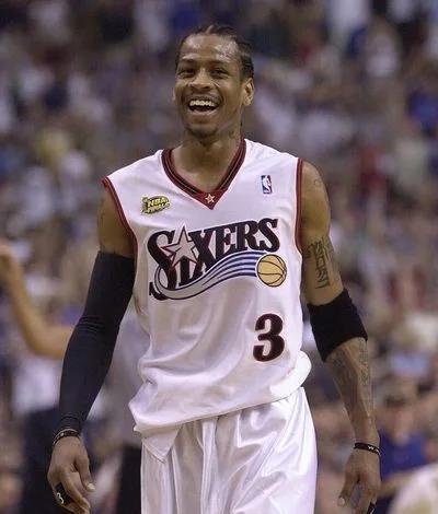 详解棒球规则中的打者防碍守备