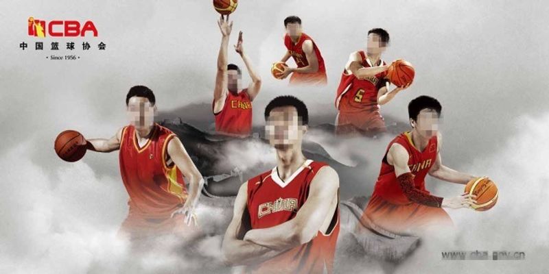 沿右肋